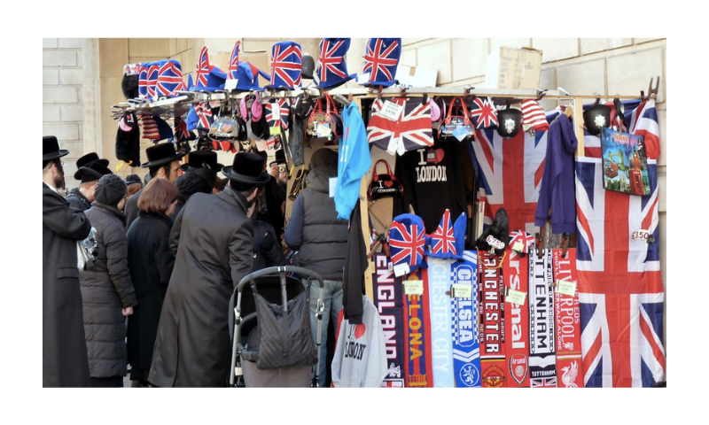 Hasidic Jews - London crap | A group of Hasidic Jews enjoyin… | Flickr
