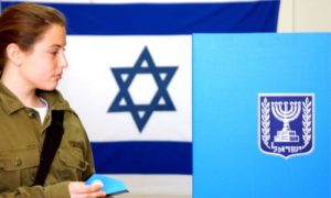 Flickr - Israel Defense Forces - Female Soldier Votes in Israeli Government Elections.jpg-WIKIPEDUA