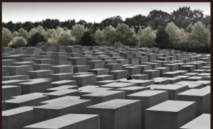 Holocaust Memorial, Berlin | Never forget. | H. Raab | Flickr