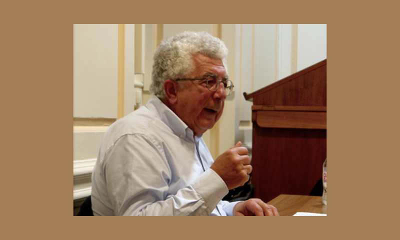 Avi Shlaim addressing the Oxford Theology Society in 2015-Wikipedia