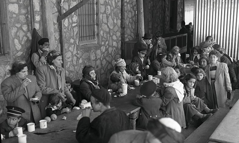  Immigrants Israel Photographs;Jewish refugees Iraq Photographs- wikipedia